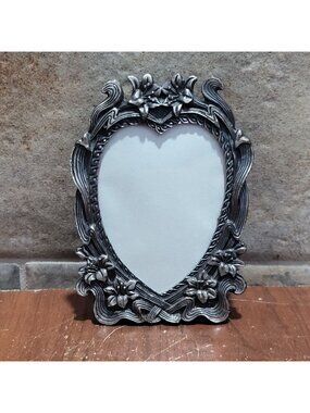 Vintage Interpur Metal Pewter Heart Shaped Standing Picture Frame